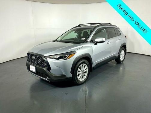 2022 Toyota Corolla Cross LE