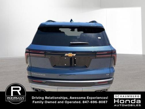 Lakeshore Blue Metallic 2024 Chevrolet Traverse LT