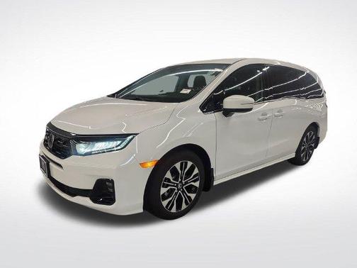 Platinum White Pearl 2026 Honda Odyssey Elite