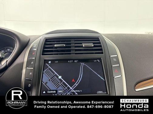 White Platinum Clearcoat Metallic 2018 Lincoln MKC Select