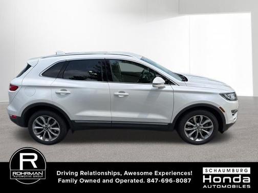 White Platinum 2018 Lincoln MKC Select