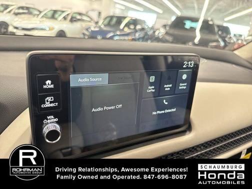 Platinum White Pearl 2026 Honda HR-V LX