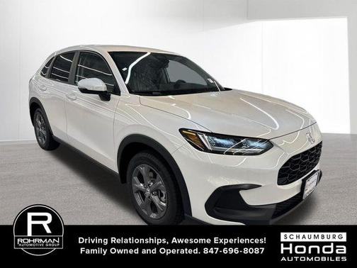 Platinum White Pearl 2026 Honda HR-V LX