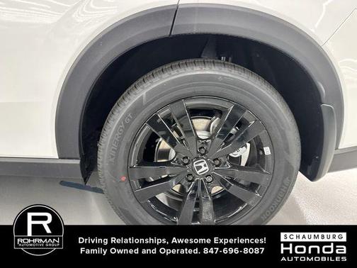 Platinum White Pearl 2026 Honda HR-V Sport