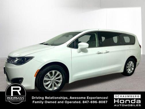 2018 Chrysler Pacifica Touring Plus