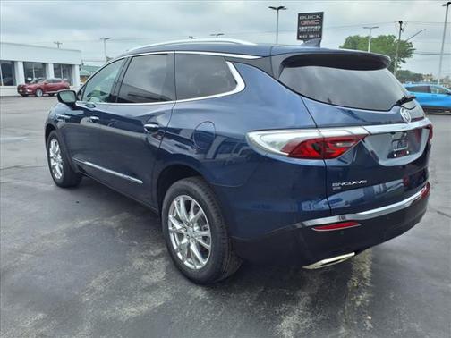 2022 Buick Enclave Essence