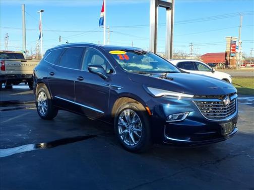 2023 Buick Enclave Essence