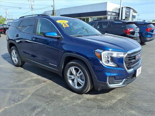 Marine Metallic 2023 GMC Terrain SLE