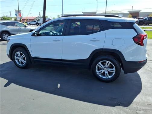 Summit White 2024 GMC Terrain SLE