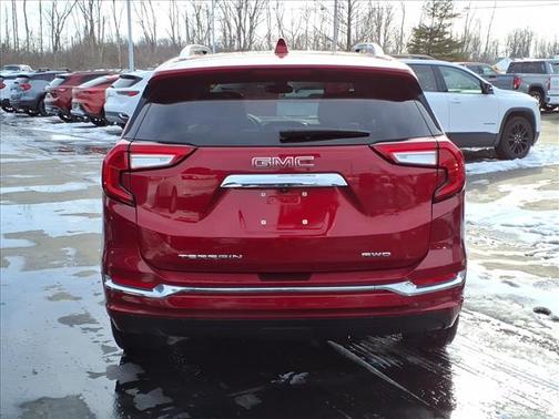 2023 GMC Terrain Denali