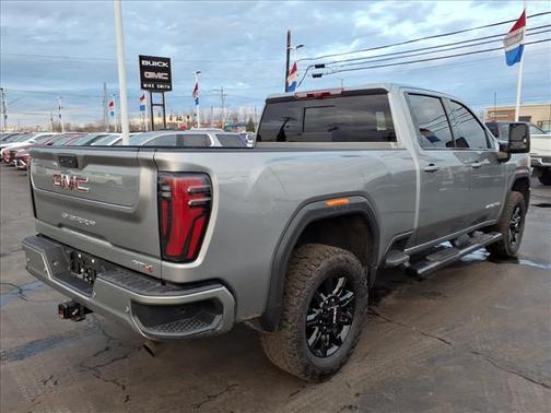 2025 GMC Sierra 2500 AT4