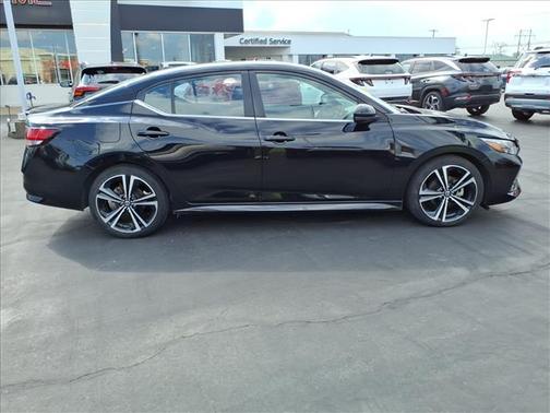 Black 2021 Nissan Sentra SR