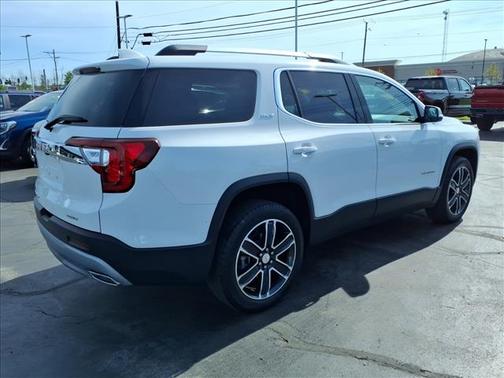 Summit White 2023 GMC Acadia SLT