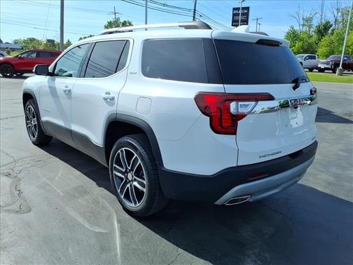 Summit White 2023 GMC Acadia SLT
