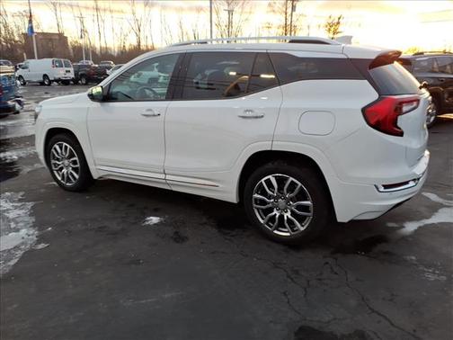 2022 GMC Terrain Denali