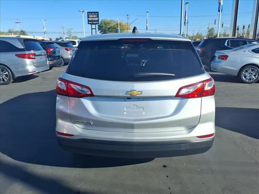 2021 Chevrolet Equinox LS