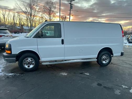 2021 GMC Savana 2500 Work Van