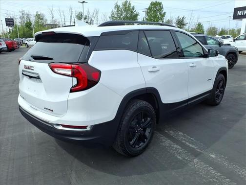 Summit White 2023 GMC Terrain AT4
