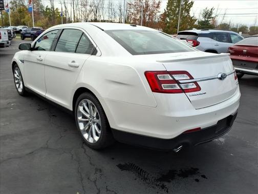 2018 Ford Taurus Limited