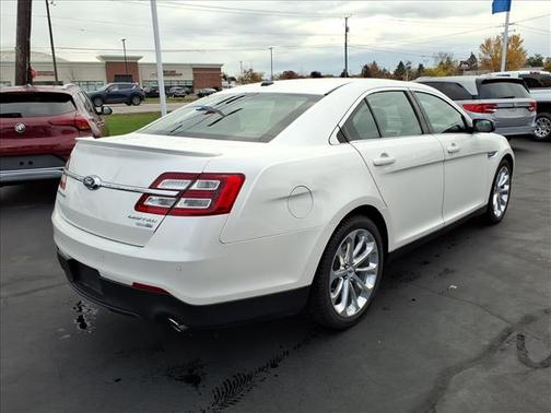 2018 Ford Taurus Limited