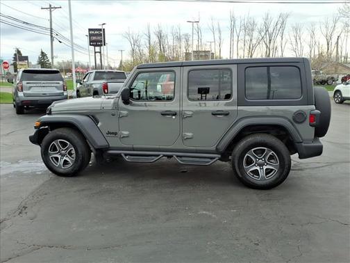 Sting Gray Clearcoat 2023 Jeep Wrangler Sport
