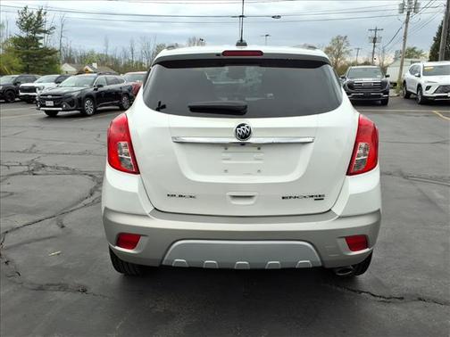 White Pearl Tri-Coat 2016 Buick Encore Convenience