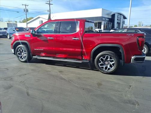 2022 GMC Sierra 1500 SLT
