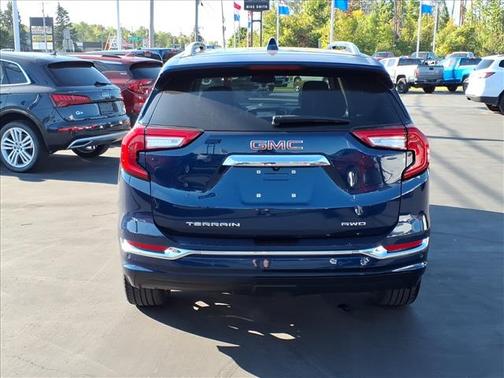 2023 GMC Terrain Denali