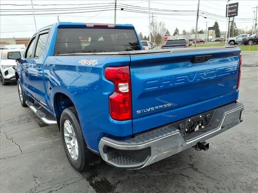 Glacier Blue Metallic 2022 Chevrolet Silverado 1500 LT