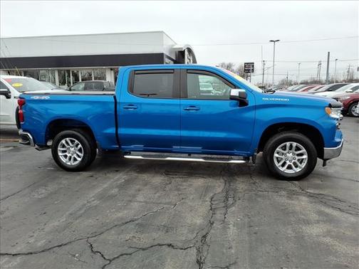 Glacier Blue Metallic 2022 Chevrolet Silverado 1500 LT