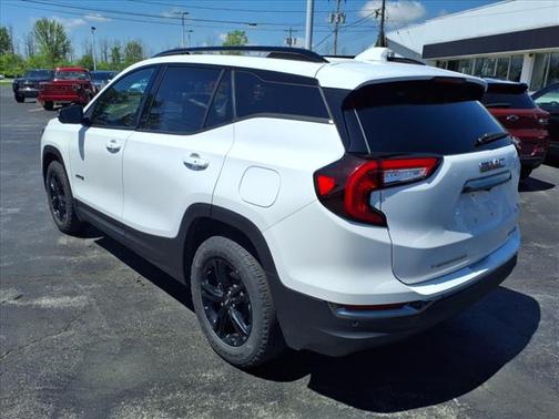 2022 GMC Terrain AT4
