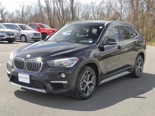 Photo 3 of 28 of 2017 BMW X1 xDrive 28i