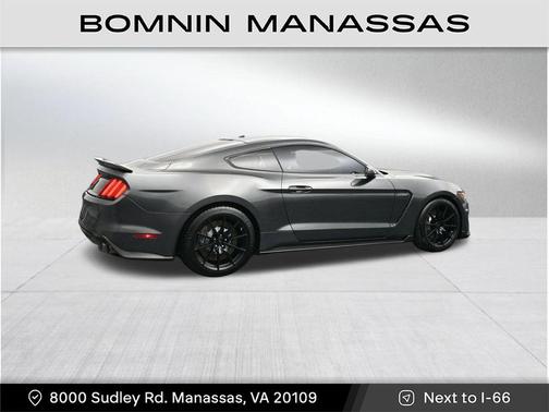 2017 Ford Shelby GT350 Base