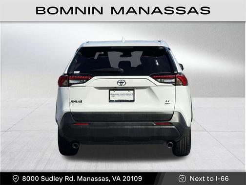 2025 Toyota RAV4 LE