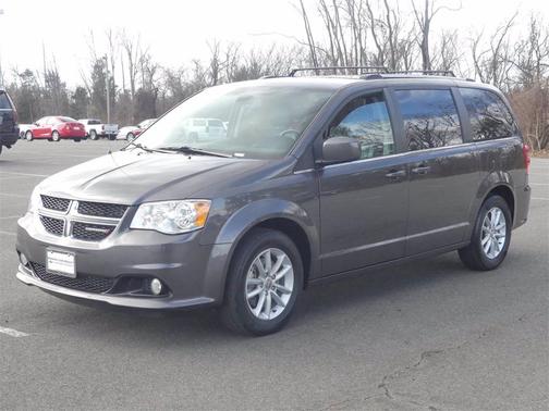 Photo 3 of 26 of 2019 Dodge Grand Caravan SXT