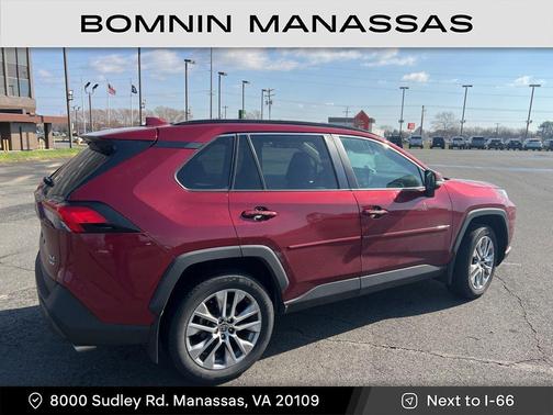 2022 Toyota RAV4 XLE Premium