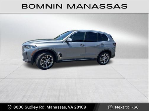 Gray Metallic 2024 BMW X5 sDrive40i