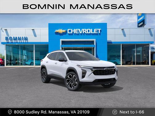Summit White 2026 Chevrolet Trax FWD 2RS