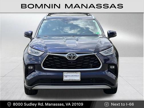 2022 Toyota Highlander Platinum