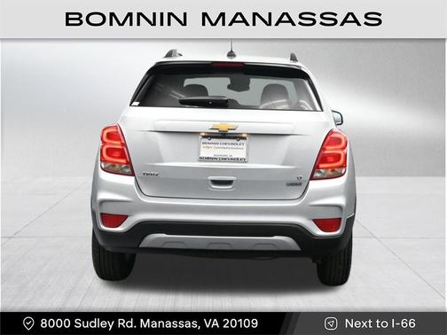 Silver Ice Metallic 2020 Chevrolet Trax LT