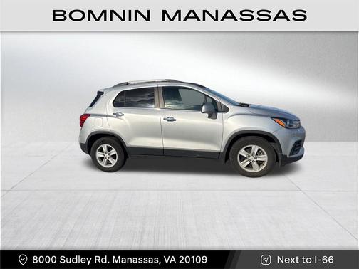 Silver Ice Metallic 2020 Chevrolet Trax LT