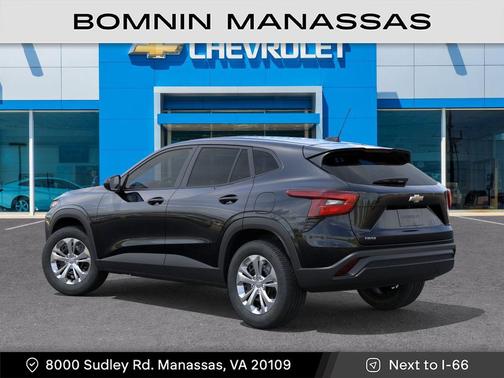 Mosaic Black Metallic 2026 Chevrolet Trax LS