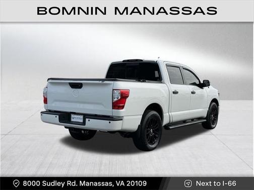 2018 Nissan Titan SV