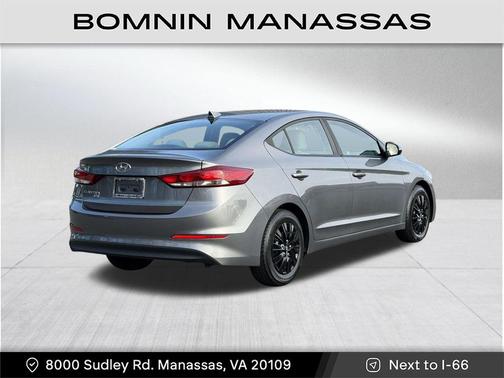 2017 Hyundai ELANTRA SE