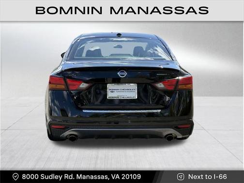 2022 Nissan Altima SR FWD