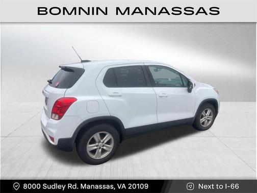Summit White 2021 Chevrolet Trax LS