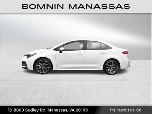 Blizzard Pearl 2020 Toyota Corolla SE
