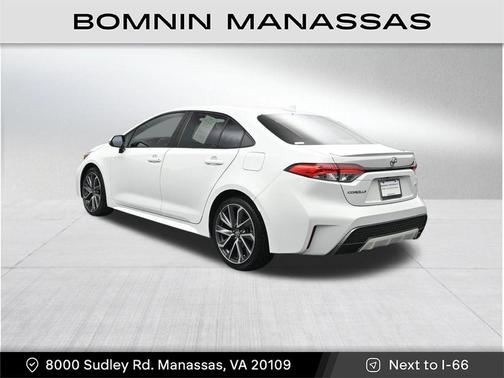 Blizzard Pearl 2020 Toyota Corolla SE