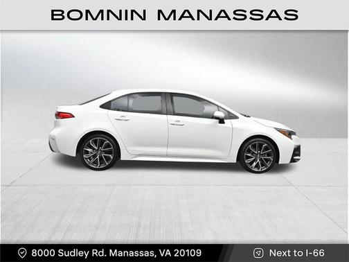 Blizzard Pearl 2020 Toyota Corolla SE