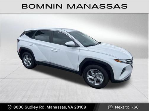 2023 Hyundai TUCSON SE